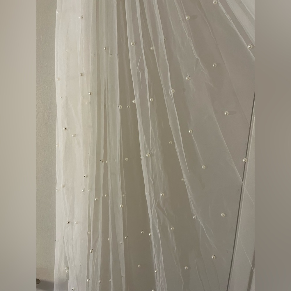 Long Pearl Wedding Veil 87”